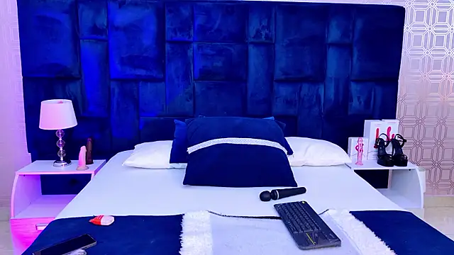 Celeste Clarke online show from 01/18/26, 07:50