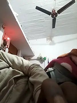 Lovely priya1001 online show from 12/16/25, 02:27