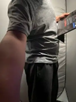 Snapshot of rocky1hard chatting on 12/15/25, 06:58 rocky1hard online show from 12/15/25, 06:58