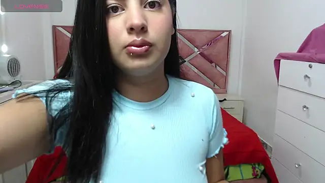 Brittany Hot online show from 12/17/25, 03:50