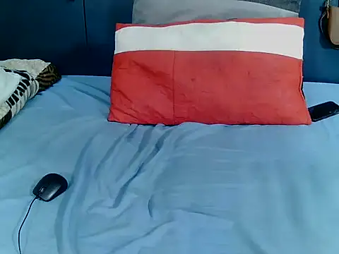 MilkyBoobs7 online show from 12/14/25, 08:14