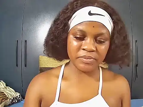 MilkyBoobs7 online show from 12/22/25, 08:09