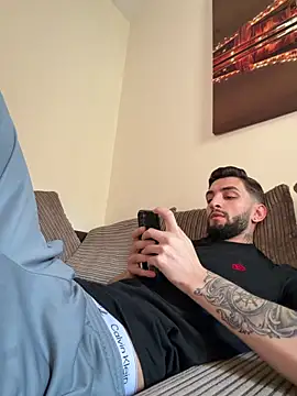 Juliann69Ramiro online show from 01/17/26, 02:09