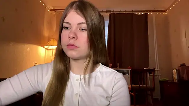 Snapshot of MaevAmy chatting on 02/21/26, 04:25 MaevAmy online show from 02/21/26, 04:25