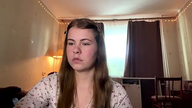 Snapshot of MaevAmy chatting on 02/10/26, 12:48 MaevAmy online show from 02/10/26, 12:48