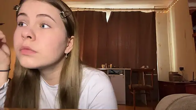 Snapshot of MaevAmy chatting on 01/14/26, 11:36 MaevAmy online show from 01/14/26, 11:36