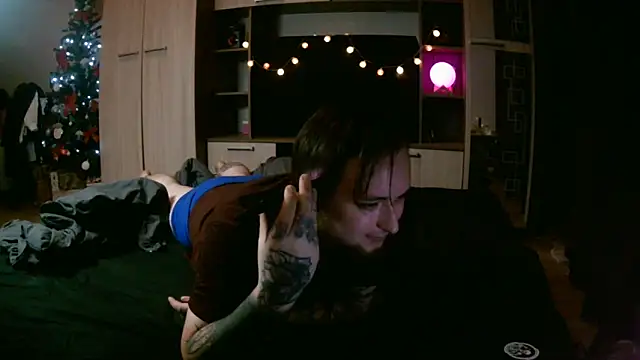 punksshow online show from 12/17/25, 03:17