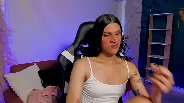 Bianca baldwin  online show from 03/05/26, 09:33