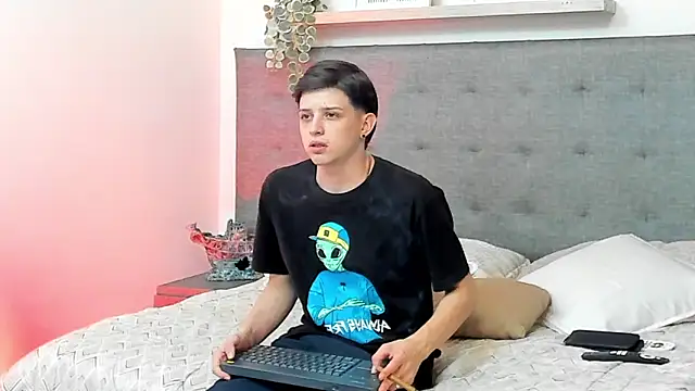 sebastamayo  online show from 02/25/26, 04:56