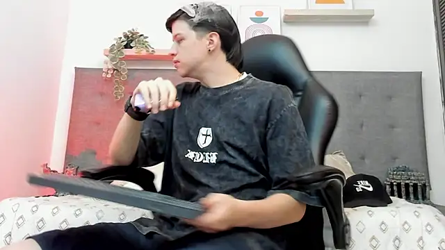 sebastamayo  online show from 03/07/26, 06:09