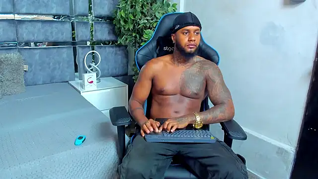 jay jhonson01 online show from 04/14/26, 04:28