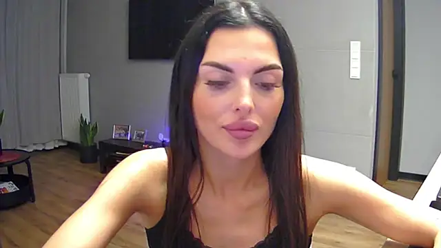 Snapshot of Addisonadore chatting on 06/15/26, 08:41 Addisonadore online show from 06/15/26, 08:41