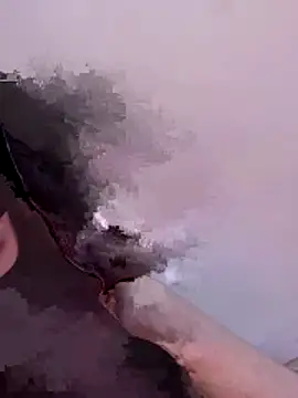 Snapshot of yasmina2020 chatting on 12/16/25, 10:03 yasmina2020 online show from 12/16/25, 10:03