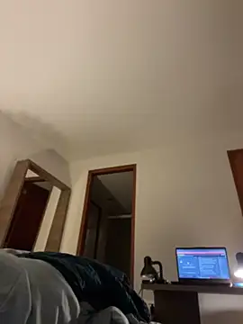 Lena-Williamss online show from 05/18/26, 06:07