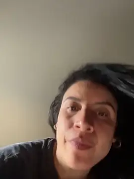 Lena-Williamss online show from 12/18/25, 08:23