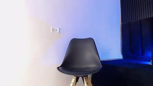 SmoothAlpha  online show from 02/26/26, 02:39