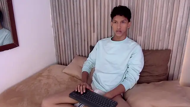 SmoothAlpha  online show from 01/09/26, 02:35