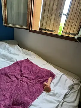 CoquineCharmeuse online show from 03/20/26, 03:02