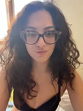 CoquineCharmeuse online show from 04/02/26, 01:29