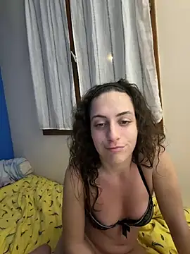 CoquineCharmeuse online show from 02/15/26, 10:52