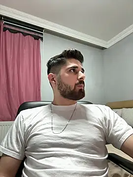 berke3424 online show from 02/03/26, 12:54