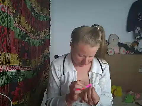 arianna blonde online show from 02/24/26, 03:40