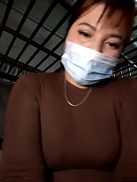 Snapshot of ahbby-sex chatting on 12/16/25, 01:21 ahbby-sex online show from 12/16/25, 01:21