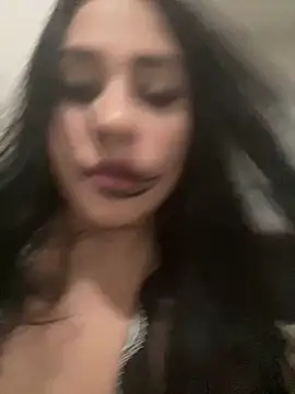 Snapshot of pudizinhaa_ chatting on 02/05/26, 12:28 pudizinhaa online show from 02/05/26, 12:28