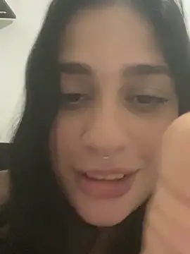 Snapshot of pudizinhaa_ chatting on 02/21/26, 02:13 pudizinhaa online show from 02/21/26, 02:13