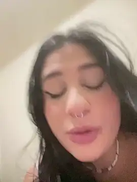 pudizinhaa  online show from 12/14/25, 04:40