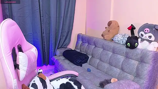 bonnieTaylor1 online show from 05/04/26, 03:32