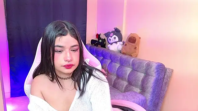 Snapshot of bonnieTaylor1 chatting on 12/14/25, 03:35 bonnieTaylor1 online show from 12/14/25, 03:35