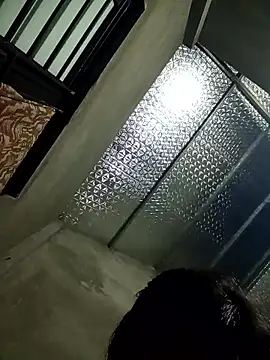 Snapshot of kat2026 chatting on 12/17/25, 12:43 kat2026 online show from 12/17/25, 12:43