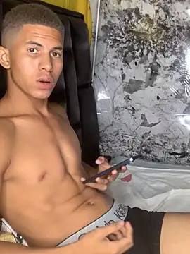 jcaliebte online show from 12/23/25, 12:33