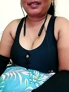 Snapshot of Palkova12 chatting on 04/17/26, 11:51 Palkova12 online show from 04/17/26, 11:51