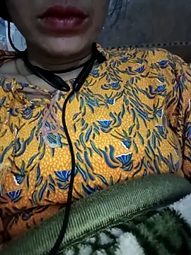 khusi  sharma2004 online show from 12/19/25, 09:00