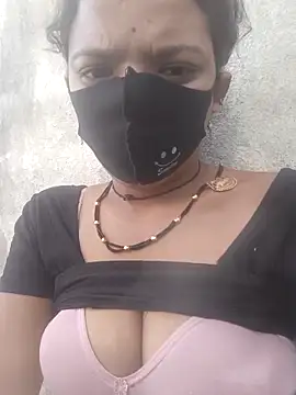 Snapshot of TANIYA-766 chatting on 12/18/25, 06:18 TANIYA-766 online show from 12/18/25, 06:18