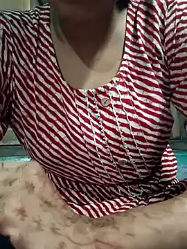 Snapshot of teena-11 chatting on 05/13/26, 05:53 teena-11 online show from 05/13/26, 05:53