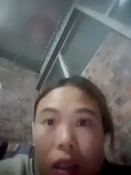 Snapshot of Salaal08 chatting on 12/17/25, 10:31 Salaal08 online show from 12/17/25, 10:31