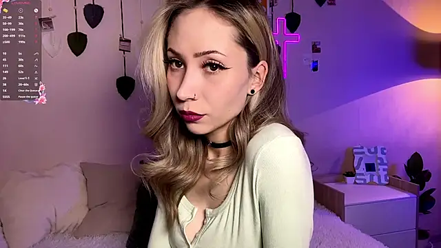 Snapshot of sun_under_skyy chatting on 05/01/26, 03:11 sun under skyy online show from 05/01/26, 03:11