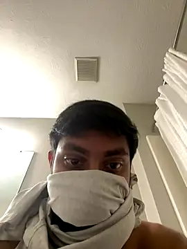 rohitgun023 online show from 12/17/25, 06:18