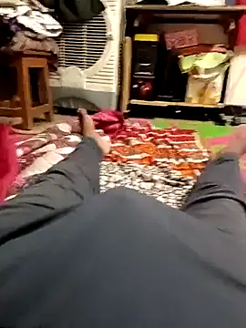 Snapshot of loki-king-143 chatting on 02/04/26, 12:44 loki-king-143 online show from 02/04/26, 12:44