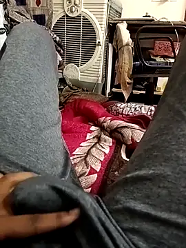 Snapshot of loki-king-143 chatting on 03/26/26, 06:33 loki-king-143 online show from 03/26/26, 06:33