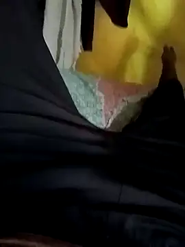 Snapshot of loki-king-143 chatting on 03/04/26, 05:04 loki-king-143 online show from 03/04/26, 05:04