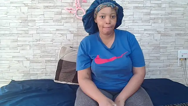 Yellowmellow01 online show from 04/14/26, 12:54