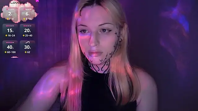 AlexaLaRose2 online show from 12/20/25, 12:57