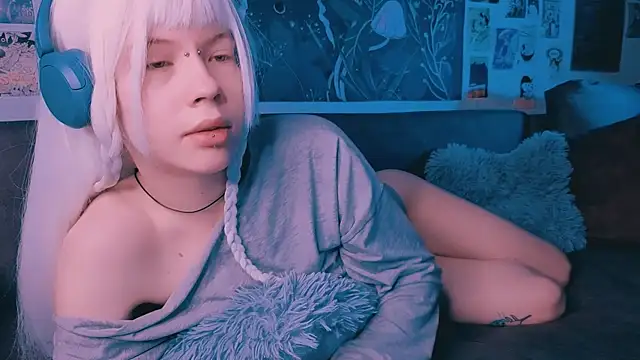 PeacchyPawss online show from 04/09/26, 03:08