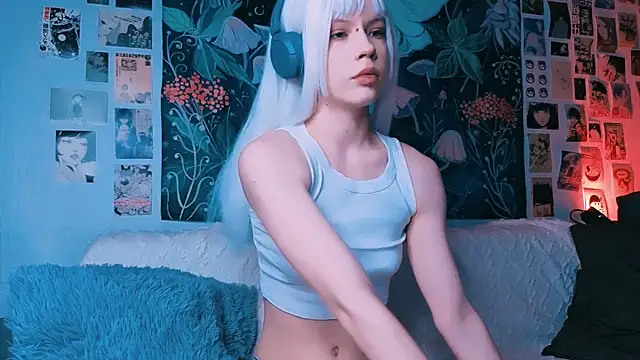 PeacchyPawss online show from 01/15/26, 02:53