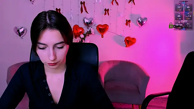 mila firee online show from 02/19/26, 10:01