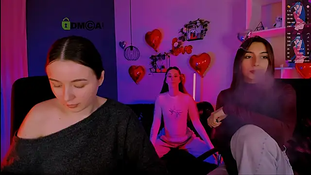 mila firee online show from 02/24/26, 11:44